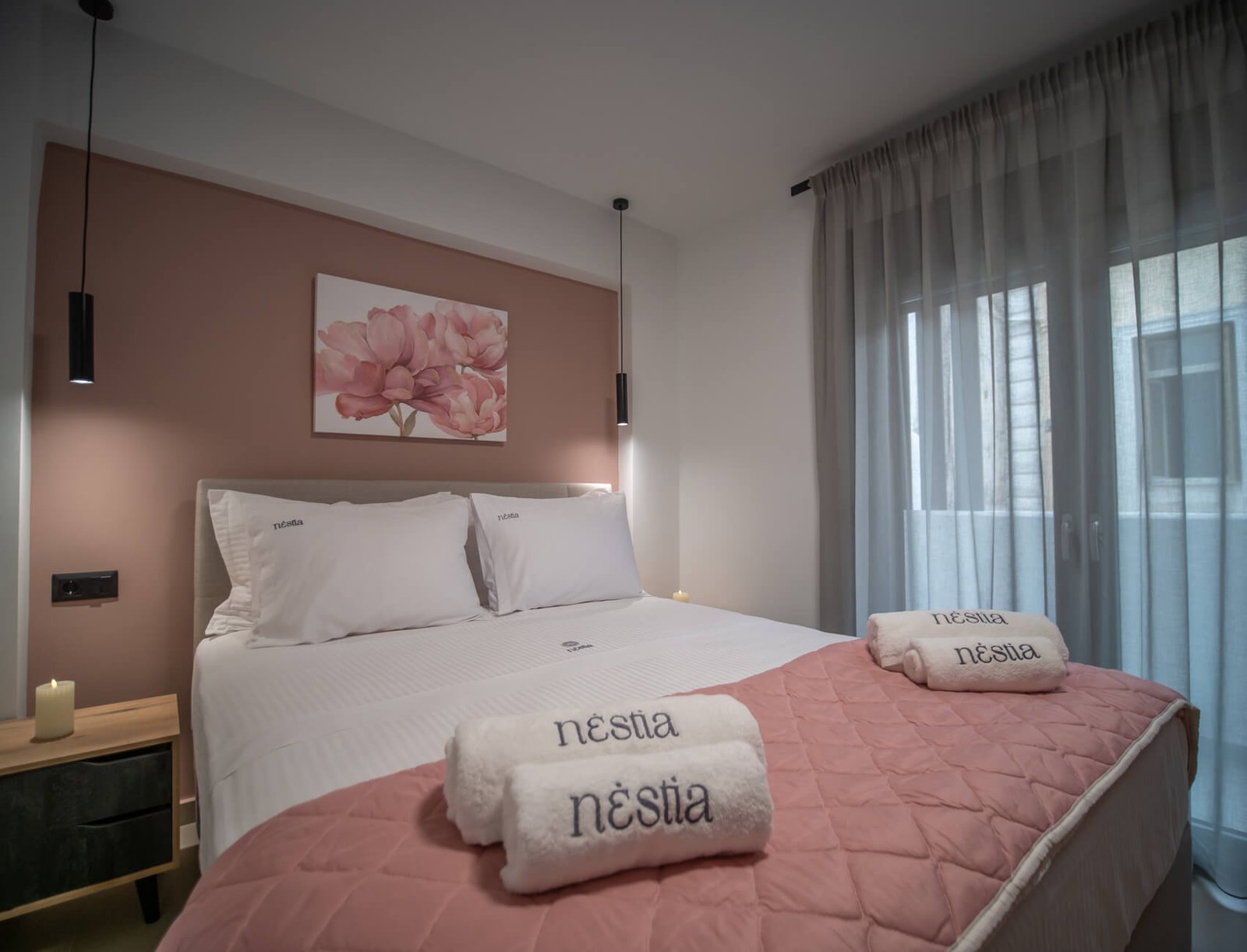 Nestia pink room apartments for rent airbnb volos 1 1