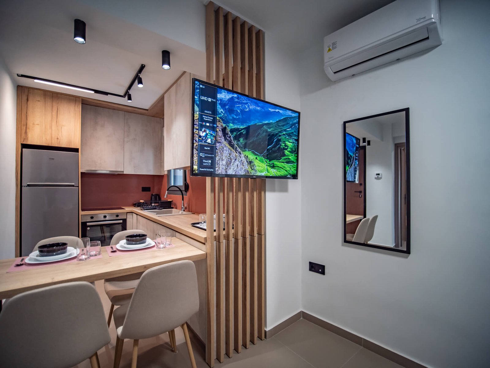 Nestia pink room apartments for rent airbnb volos 11 1