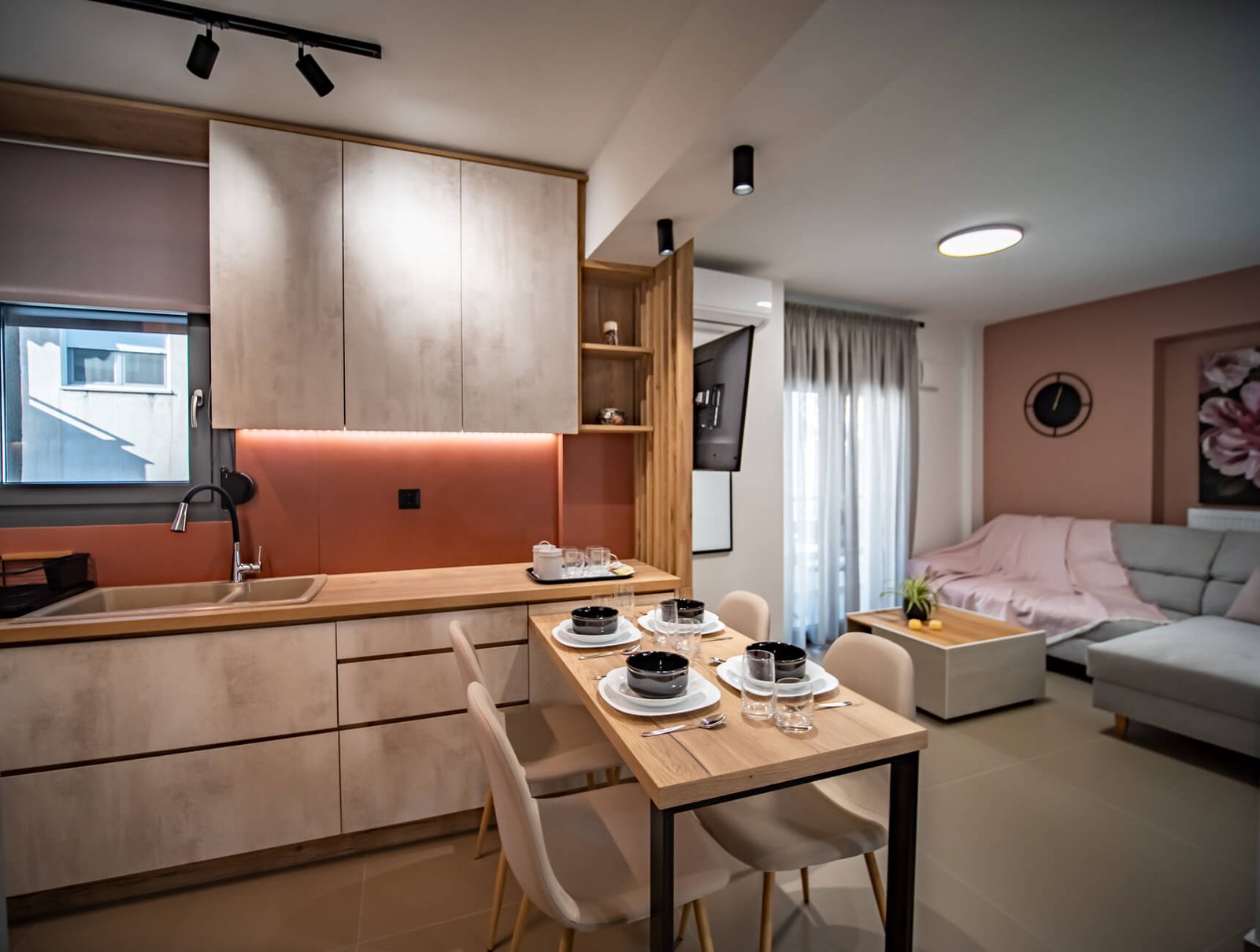 Nestia pink room apartments for rent airbnb volos 20 1